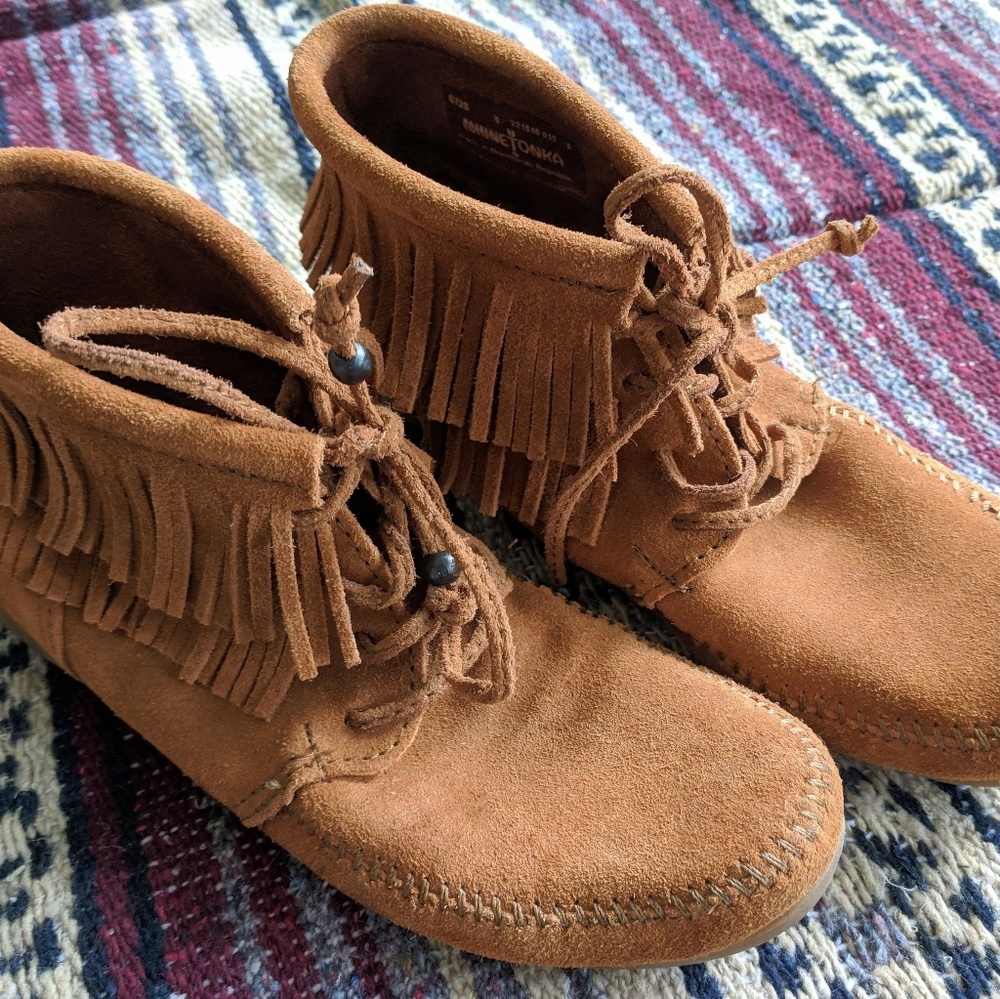 Minnetonka Booties - Size 8